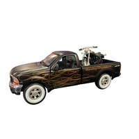 1.24 Ford F-350 Pick Up With Night Train 2002 Model Toy