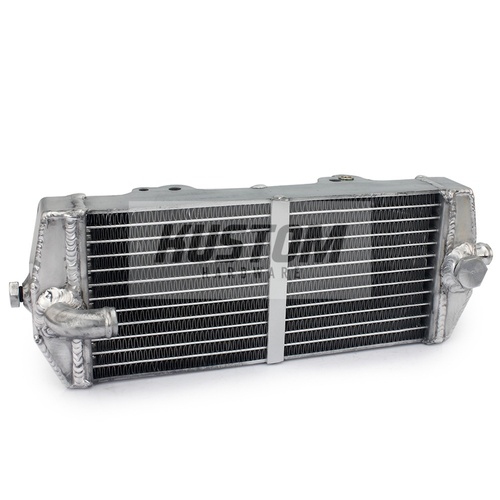 Right radiator Kustom Hardware - Beta  RR350/400/430/450/480/520 11-18