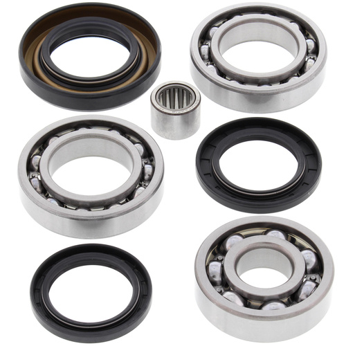 REAR DIFFERENTIAL BEARING & SEAL KIT